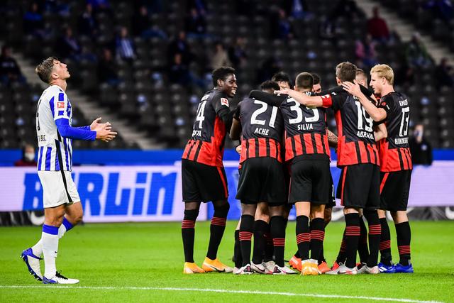 瓜帅谈滕哈赫：他会更强大回归 成绩差我也会下课