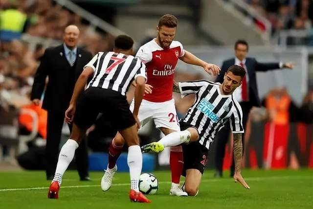 隆多因非法持枪持毒被捕 认罪后被判2天监禁